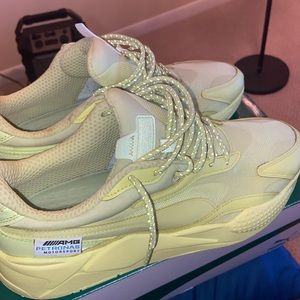 RS-X-AO puma yellow alert